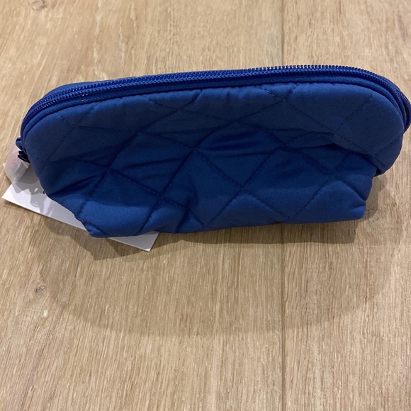 Vera Bradley disney cosmetics bag - Picture 2 of 3